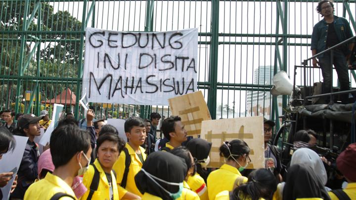Layakkah Cibiran, Mahasiswa Bocah Wingi Sore?